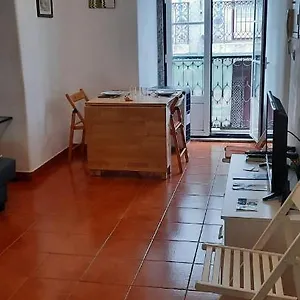 https://central-apartment-near-praca-do-comercio.hotels-lisbon-portugal.com
